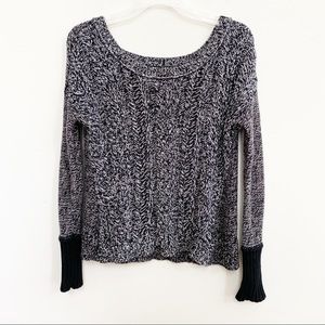 American Eagle Gray/Black Pullover Sweater